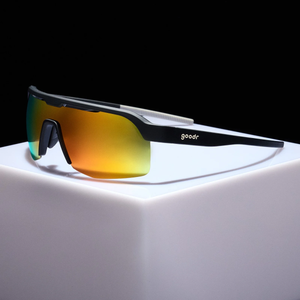 Goodr Bolt Gs - Do It For The Victory Dance | 2_Lifestyle_2b3650e0-0242-4f49-829c-dc11121474bc